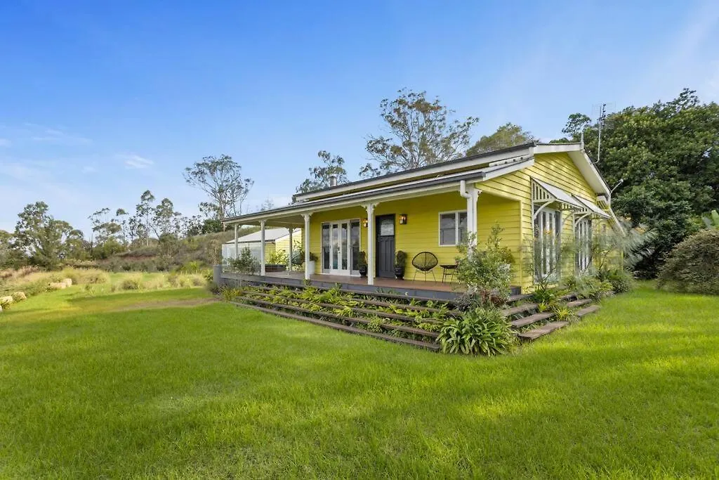 The Quince Cottage - 3 Bedrooms Ravensbourne Australia